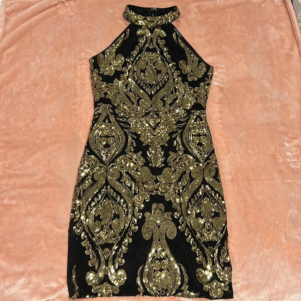 VENUS BLACK MINI DRESS WITH GOLD SEQUIN - Picture 2 of 5
